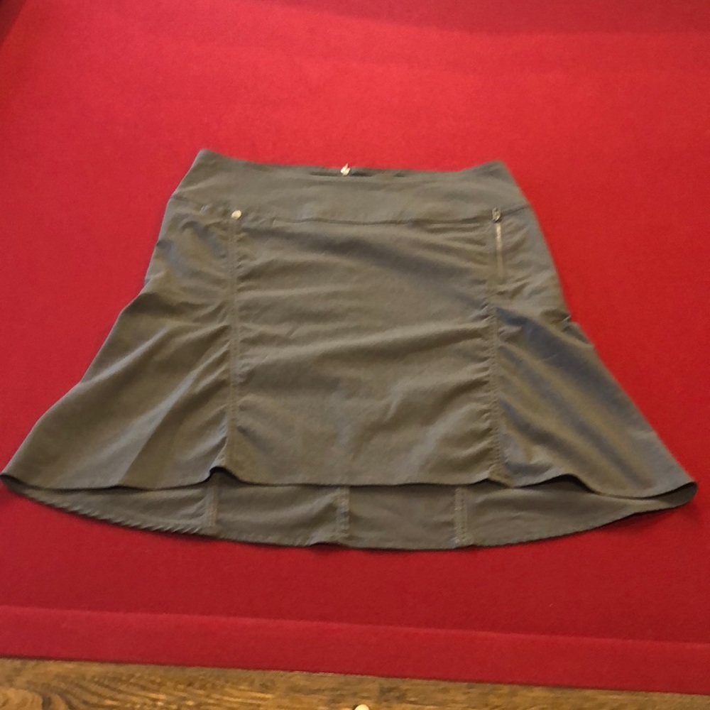 Beautiful!!!! Royal Robbins Skirt